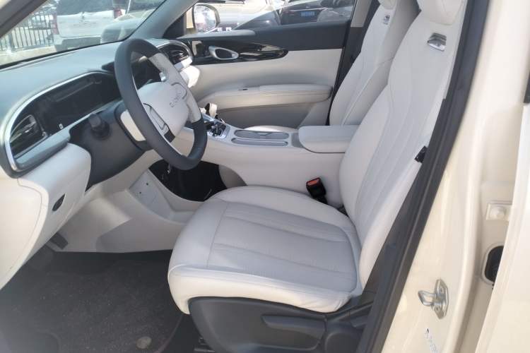 Used Geely Galaxy Geome 2025 310km Youth Edition Left Front Seat