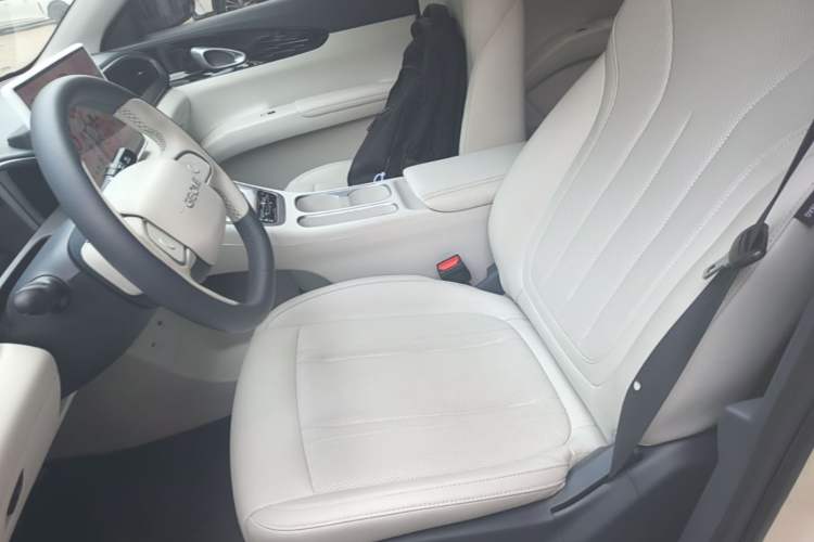 Used Geely Galaxy Geome 2025 UP 410km Exploration Edition Left Front Seat