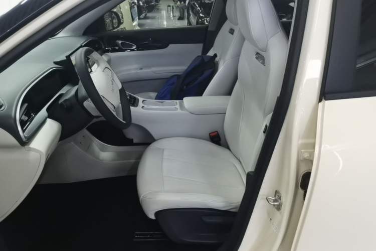 Used Geely Galaxy Geome 2025 310km Youth Edition Left Front Seat
