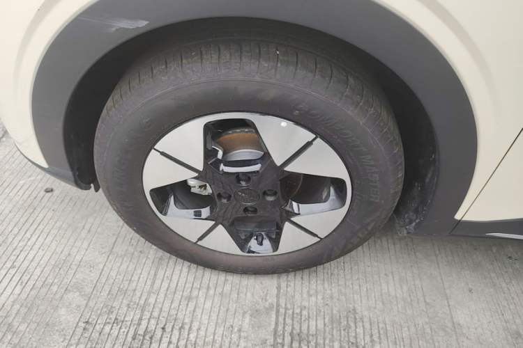 Used Geely Galaxy Geome 2025 310km Dream Edition Left Front Wheel Hub