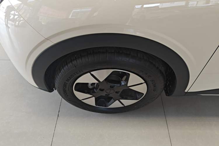 Used Geely Galaxy Geome 2025 310km Dream Edition Left Front Wheel Hub