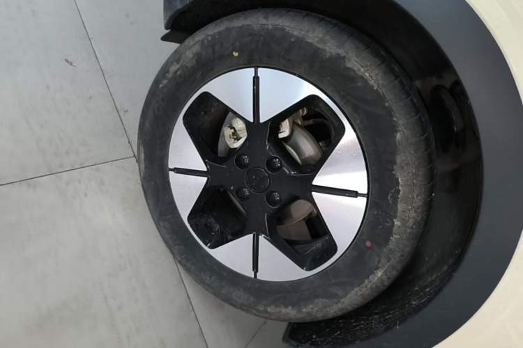 Used Geely Galaxy Geome 2025 310km Dream Edition Left Front Wheel Hub