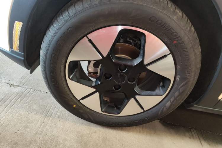Used Geely Galaxy Geome 2025 310km Dream Edition Left Front Wheel Hub