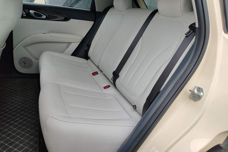 Used Geely Galaxy Geome 2025 310km Youth Edition Left Rear Seat