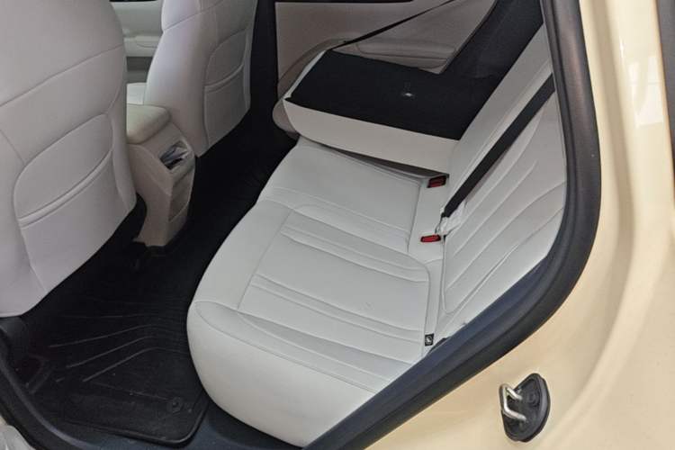 Used Geely Galaxy Geome 2025 310km Youth Edition Left Rear Seat