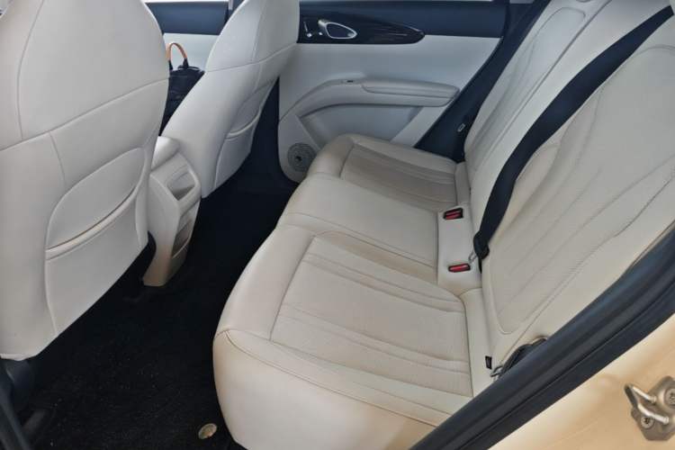 Used Geely Galaxy Geome 2025 310km Youth Edition Left Rear Seat