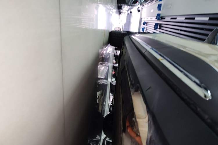 Used Geely Galaxy Geome 2025 UP 410km Exploration Edition Left Side Sill