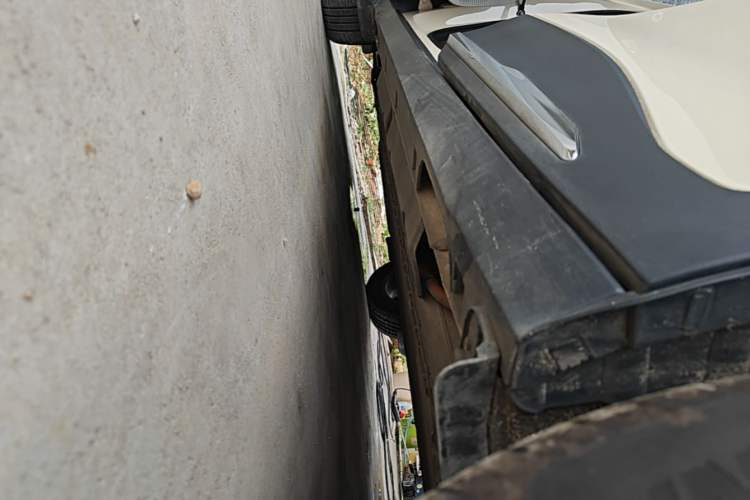 Used Geely Galaxy Geome 2025 UP 410km Exploration Edition Left Side Sill