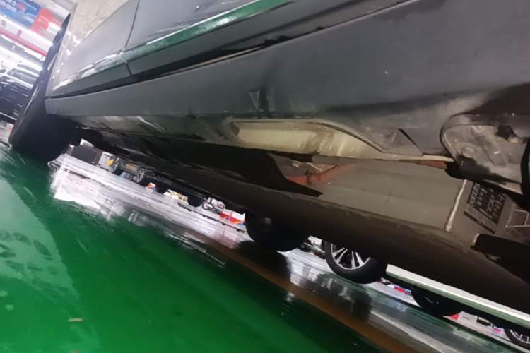 Used Geely Galaxy Geome 2025 UP 410km Exploration+ Edition Left Side Sill