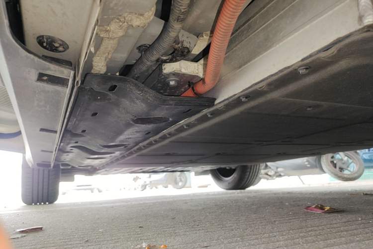 Used Geely Galaxy Geome 2025 410 km Free Version Left Side Sill