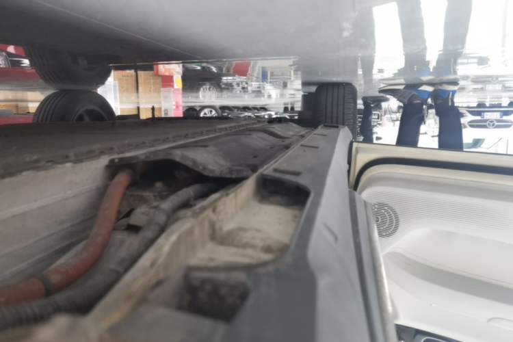 Used Geely Galaxy Geome 2025 UP 410km Exploration Edition Left Side Sill