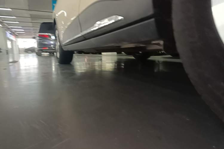 Used Geely Galaxy Geome 2025 UP 410km Exploration Edition Left Side Sill