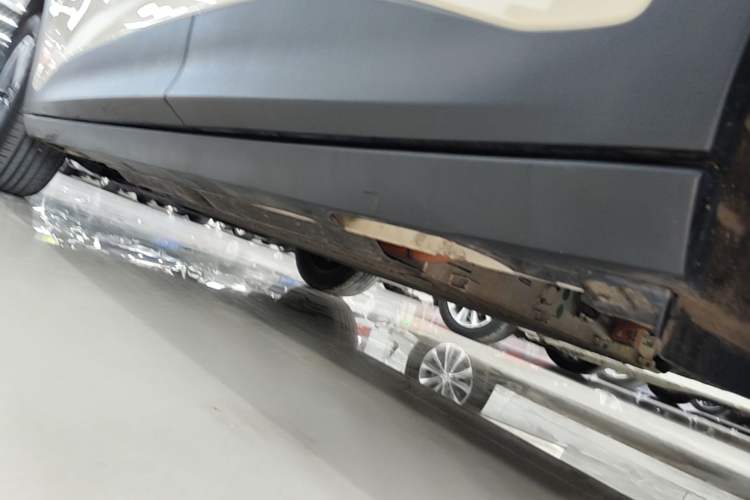Used Geely Galaxy Geome 2025 310km Youth Edition Left Side Sill