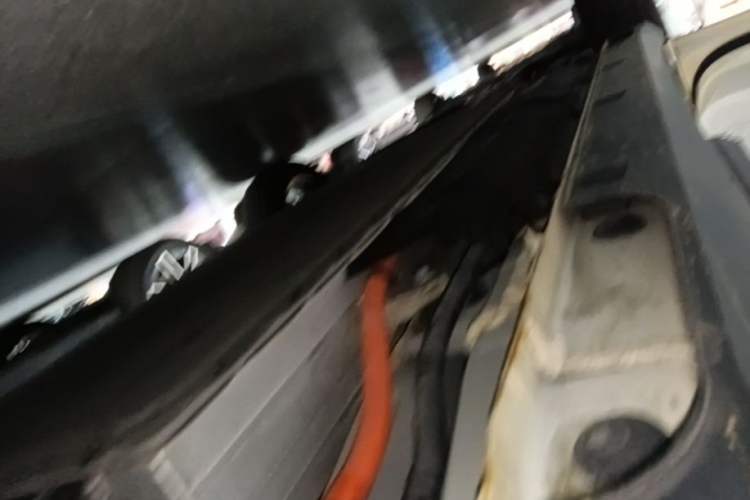 Used Geely Galaxy Geome 2025 UP 410km Exploration Edition Left Side Sill
