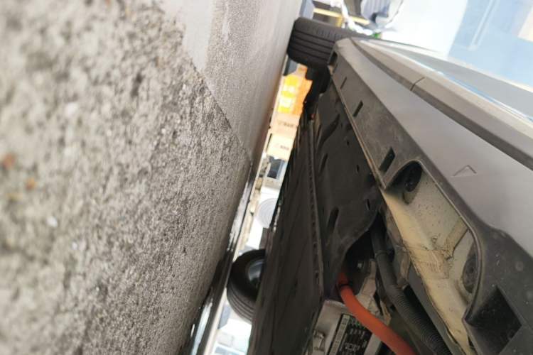 Used Geely Galaxy Geome 2025 310km Dream Edition Left Side Sill