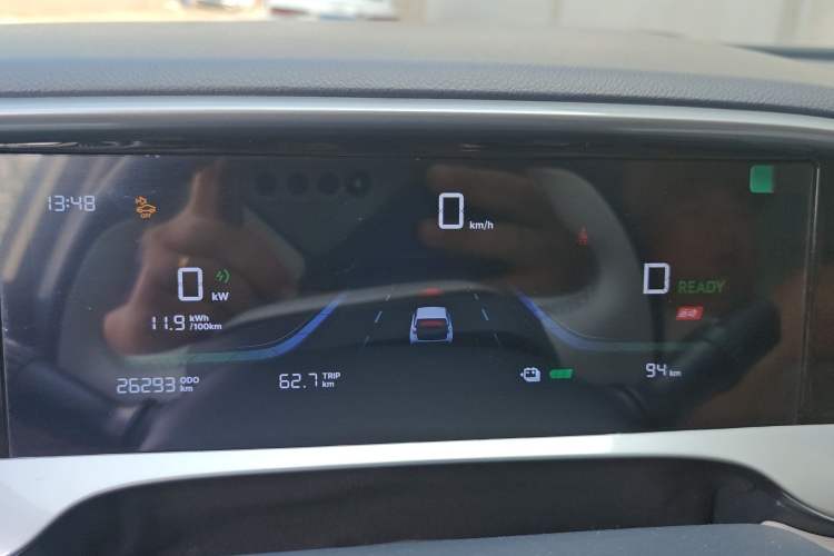 Used Geely Galaxy Geome 2025 310km Dream Edition Odometer Close Up