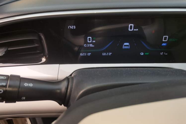 Used Geely Galaxy Geome 2025 UP 410km Exploration Edition Odometer Close Up