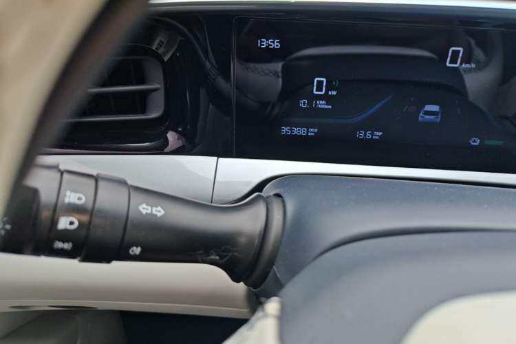 Used Geely Galaxy Geome 2025 310km Youth Edition Odometer Close Up