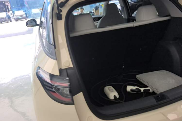 Used Geely Galaxy Geome 2025 310km Youth Edition Rear Left 45 Deg