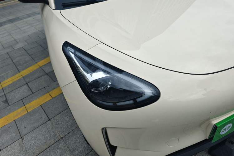 Used Geely Galaxy Geome 2025 310km Dream Edition Right Front Headlight