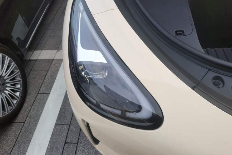 Used Geely Galaxy Geome 2025 UP 410km Exploration Edition Right Front Headlight