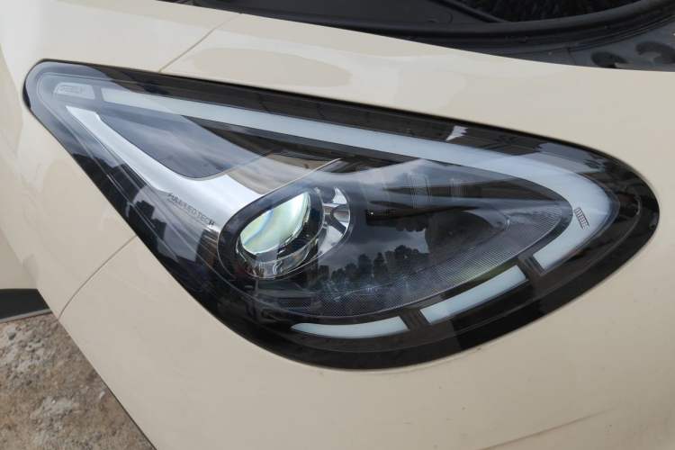 Used Geely Galaxy Geome 2025 UP 410km Exploration Edition Right Front Headlight