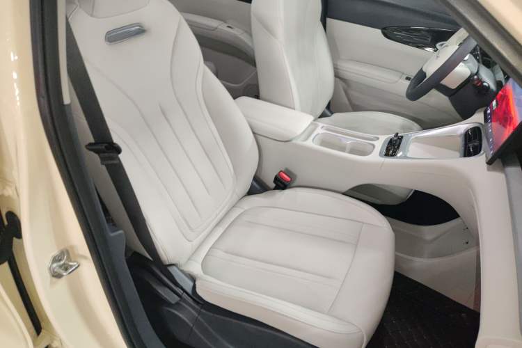 Used Geely Galaxy Geome 2025 UP 410km Exploration Edition Right Front Seat