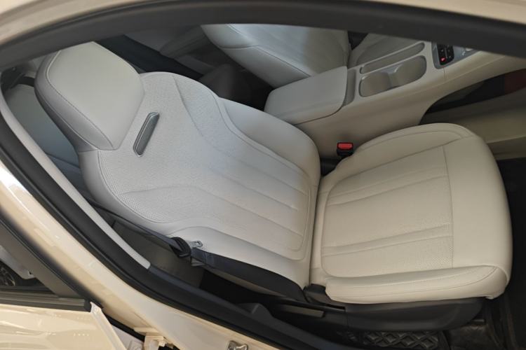 Used Geely Galaxy Geome 2025 UP 410km Exploration Edition Right Front Seat