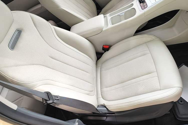 Used Geely Galaxy Geome 2025 UP 410km Exploration+ Edition Right Front Seat