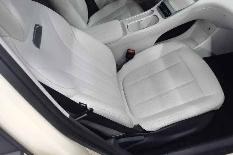 Used Geely Galaxy Geome 2025 310km Youth Edition Right Front Seat