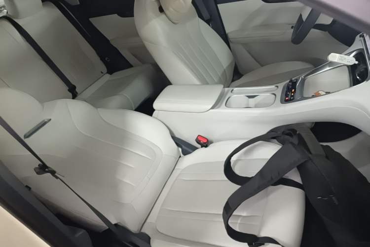 Used Geely Galaxy Geome 2025 UP 410km Exploration Edition Right Front Seat