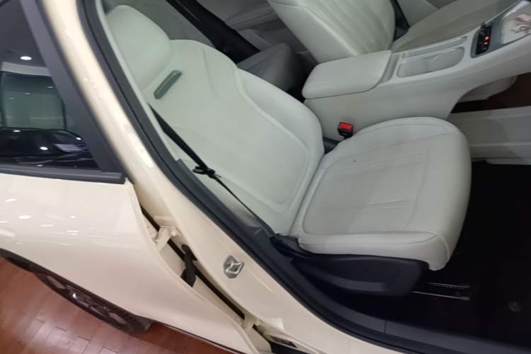 Used Geely Galaxy Geome 2025 UP 410km Exploration Edition Right Front Seat