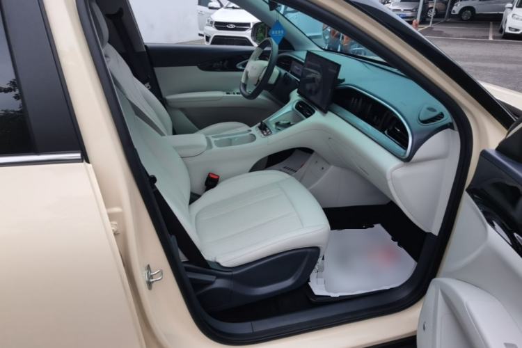 Used Geely Galaxy Geome 2025 UP 410km Exploration+ Edition Right Front Seat