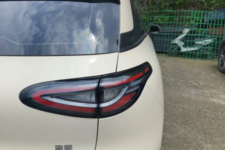 Used Geely Galaxy Geome 2025 310km Youth Edition Right Rear Taillight