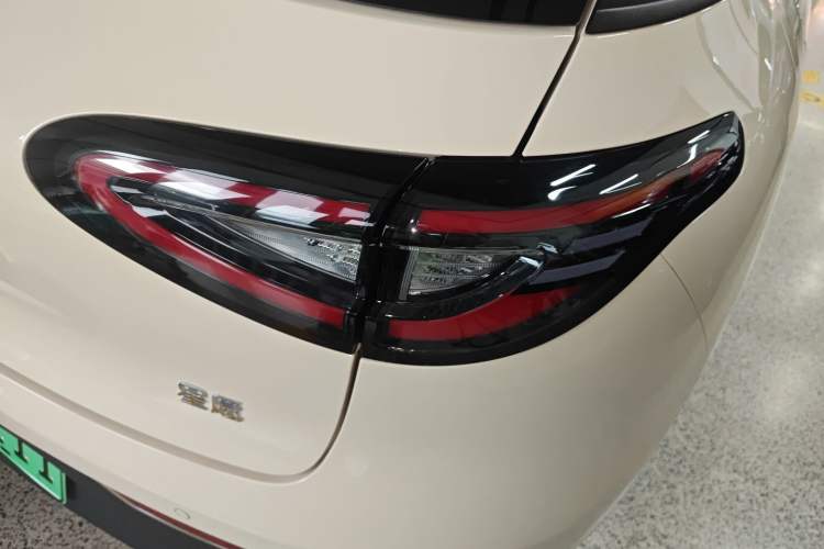 Used Geely Galaxy Geome 2025 410 km Free Version Right Rear Taillight