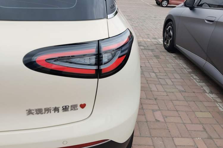 Used Geely Galaxy Geome 2025 310km Dream Edition Right Rear Taillight