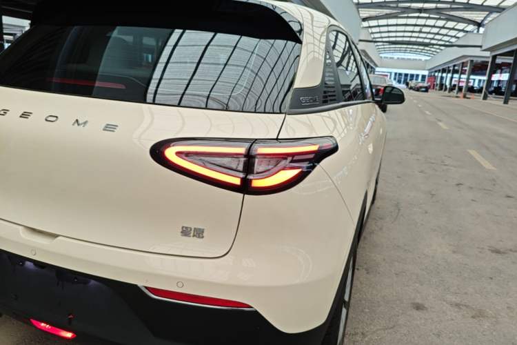 Used Geely Galaxy Geome 2025 310km Youth Edition Right Rear Taillight