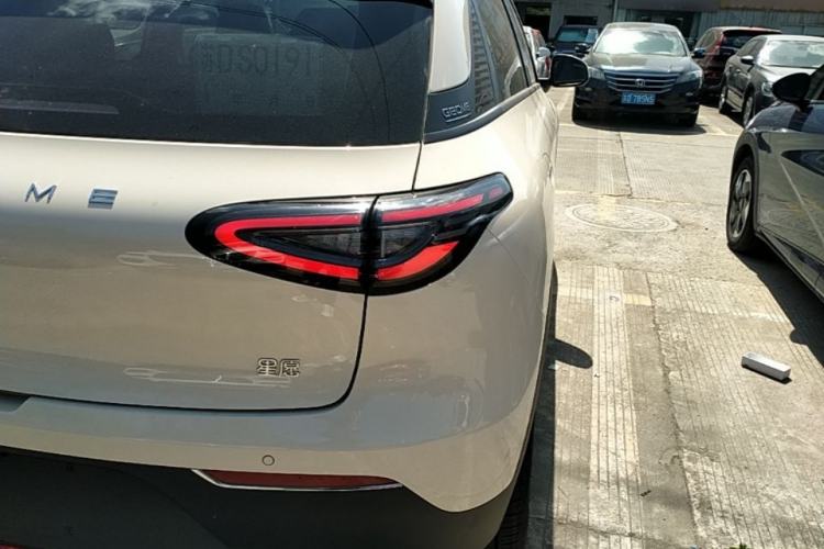 Used Geely Galaxy Geome 2025 310km Youth Edition Right Rear Taillight