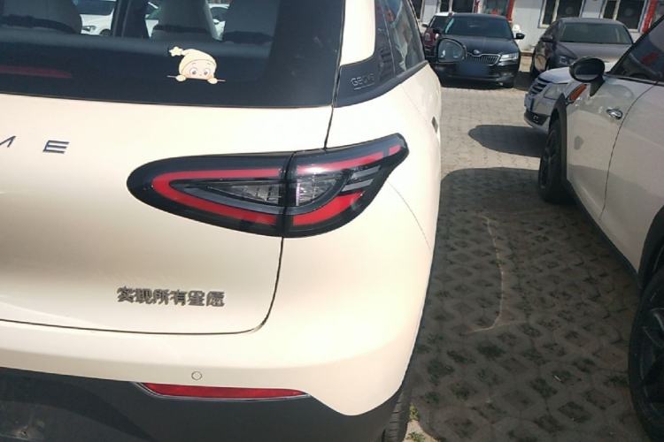 Used Geely Galaxy Geome 2025 310km Youth Edition Right Rear Taillight