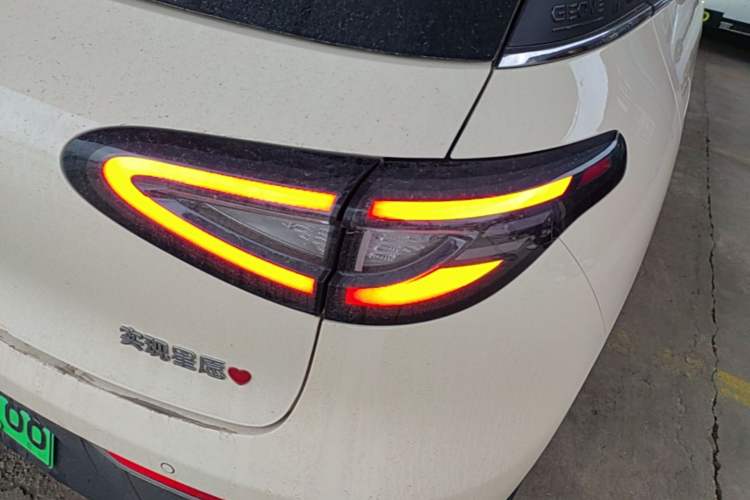 Used Geely Galaxy Geome 2025 UP 410km Exploration+ Edition Right Rear Taillight