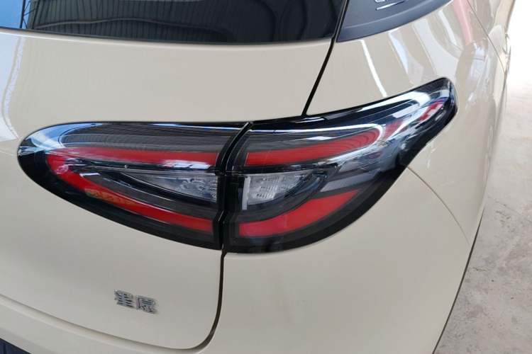 Used Geely Galaxy Geome 2025 310km Youth Edition Right Rear Taillight