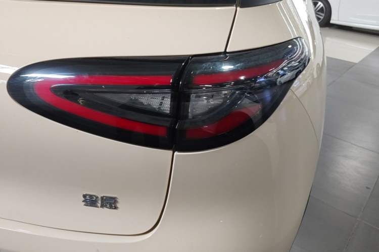 Used Geely Galaxy Geome 2025 310km Youth Edition Right Rear Taillight