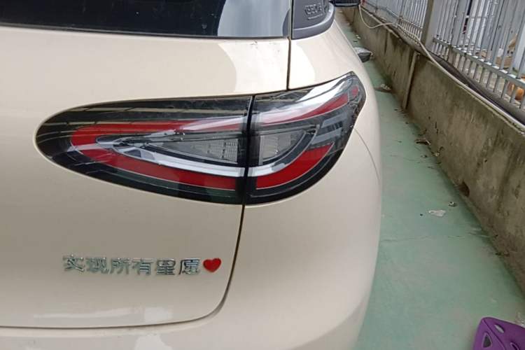 Used Geely Galaxy Geome 2025 310km Youth Edition Right Rear Taillight