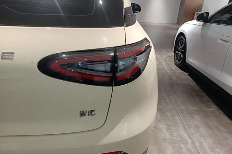 Used Geely Galaxy Geome 2025 310km Dream Edition Right Rear Taillight