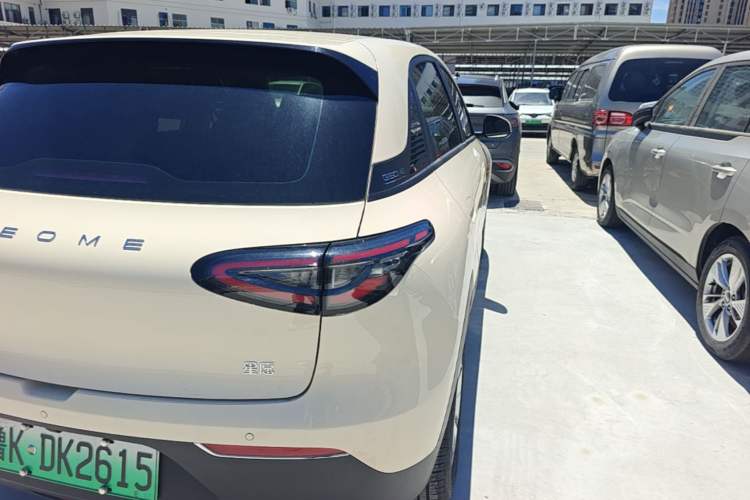 Used Geely Galaxy Geome 2025 310km Youth Edition Right Rear Taillight