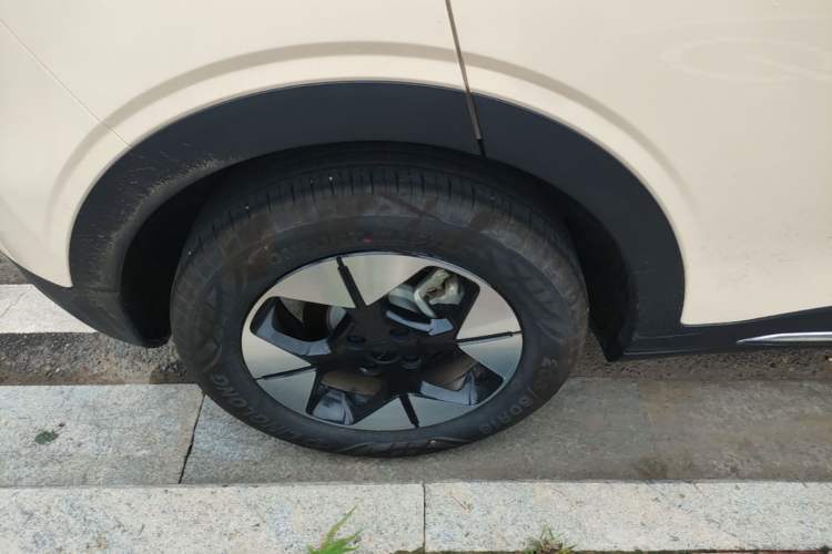 Used Geely Galaxy Geome 2025 310km Dream Edition Right Rear Wheel Hub