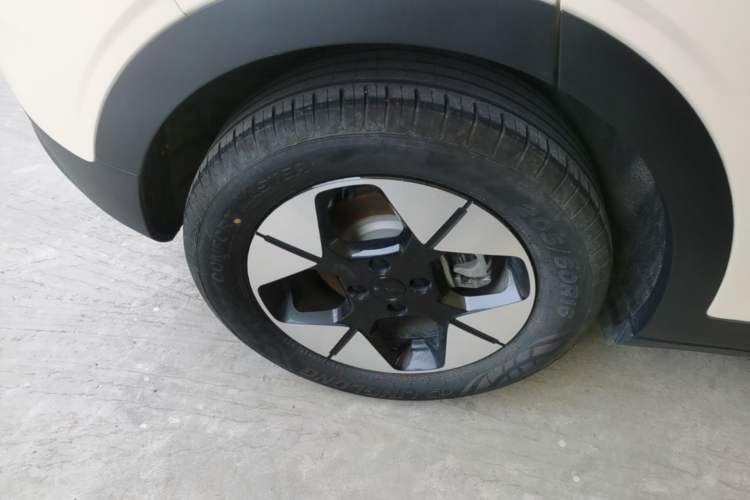 Used Geely Galaxy Geome 2025 310km Dream Edition Right Rear Wheel Hub