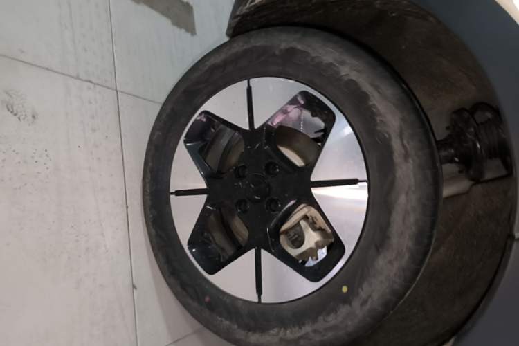 Used Geely Galaxy Geome 2025 310km Dream Edition Right Rear Wheel Hub