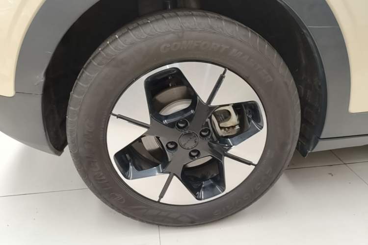 Used Geely Galaxy Geome 2025 310km Dream Edition Right Rear Wheel Hub