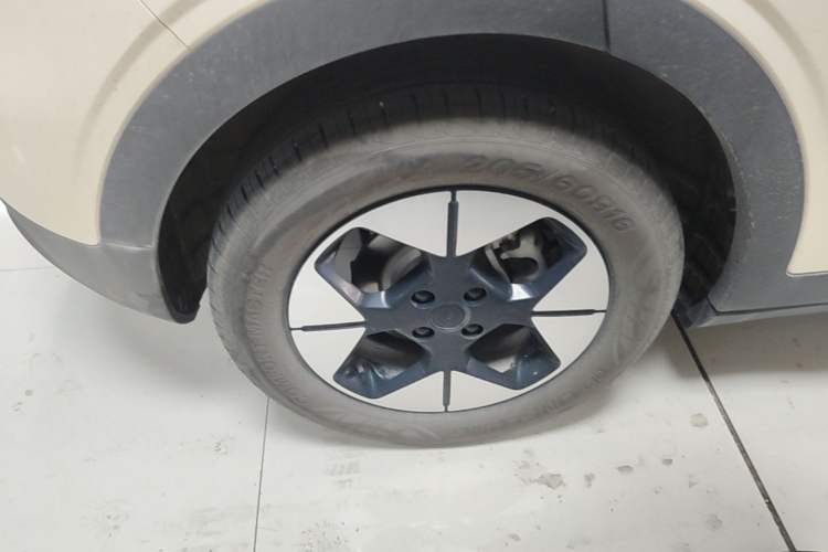 Used Geely Galaxy Geome 2025 310km Dream Edition Right Rear Wheel Hub